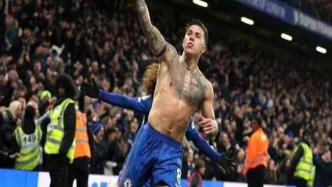 昨夜五战连珠夺魁，末位激战正酣，谁将逆境翻盘，一跃而出？